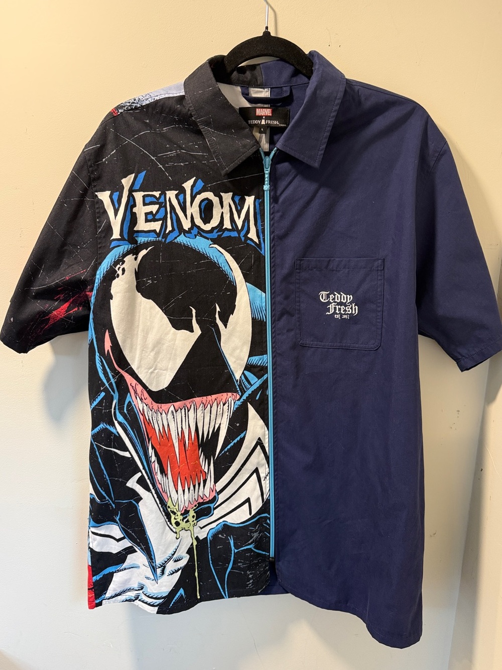 Teddy Fresh x Marvel Comics Venom Zip Shirt Mens Large Blue Split Half Graphic T